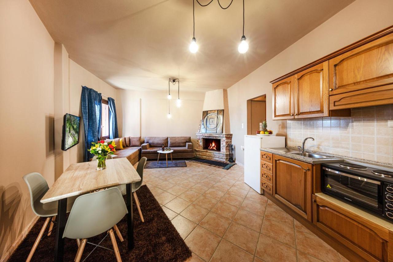 Deluxe Apartments By White Hills Арахова Екстериор снимка