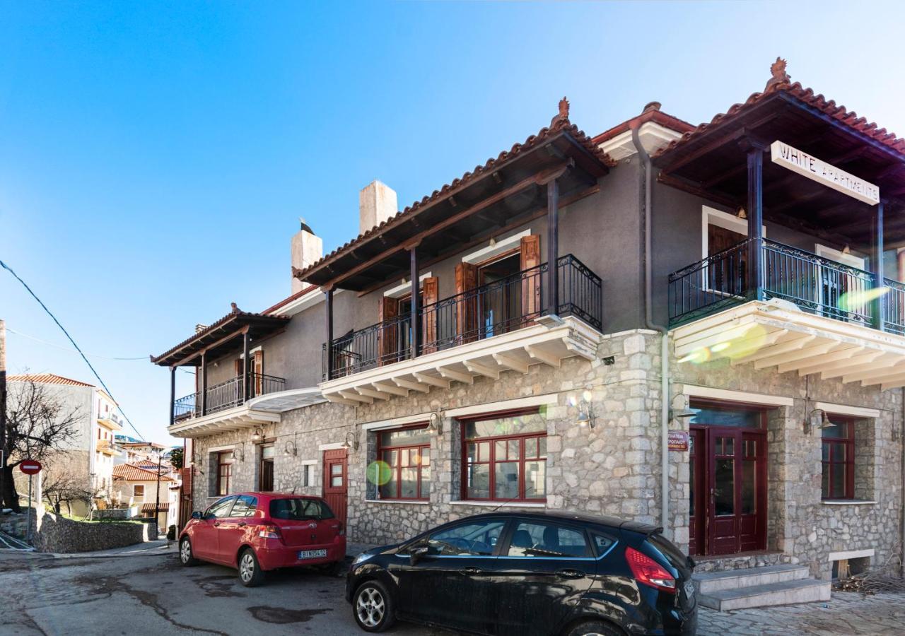 Deluxe Apartments By White Hills Арахова Екстериор снимка